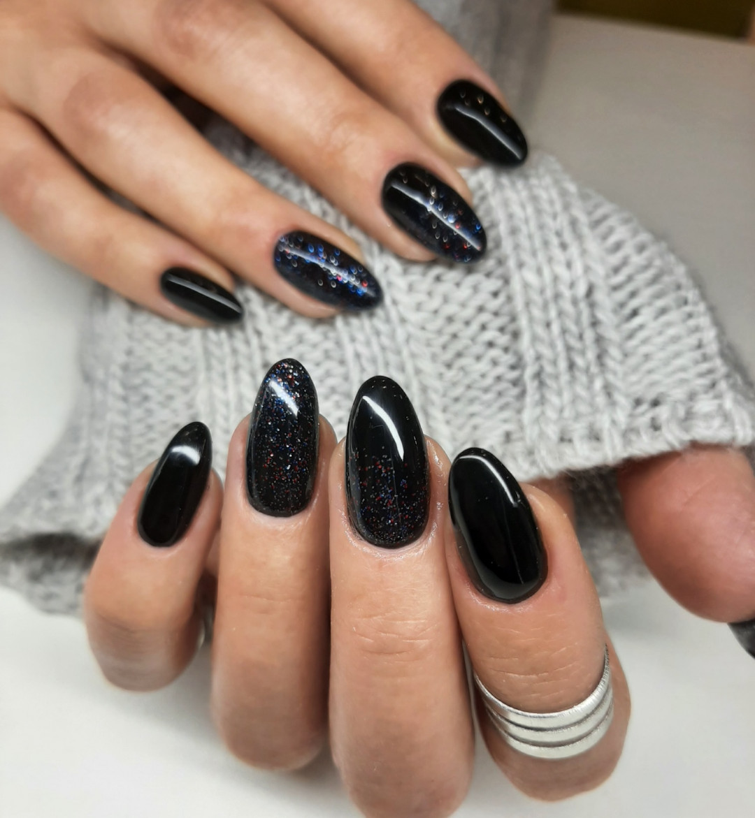 Geliranje prirodnih noktiju - La Vie beauty centar, Sarajevo Ojačavanje noktiju Nokti Ojačavanje noktiju, Sarajevo, Centar - Stari Grad