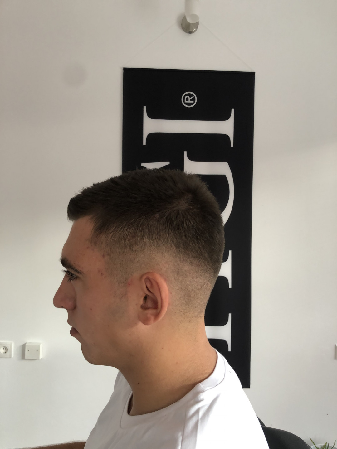 Muško šišanje - klasično - Frisco, Sarajevo Obrve Lice Obrve, Sarajevo, Centar - Stari Grad