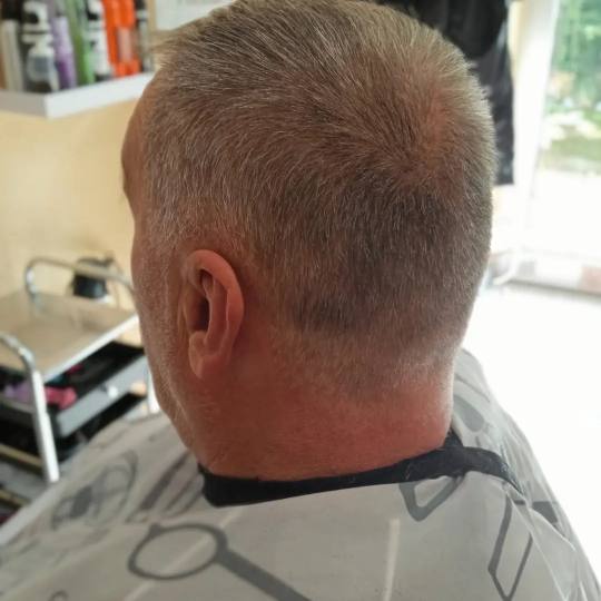 Poezija ljepote #sarajevo Muško šišanje Muško šišanje