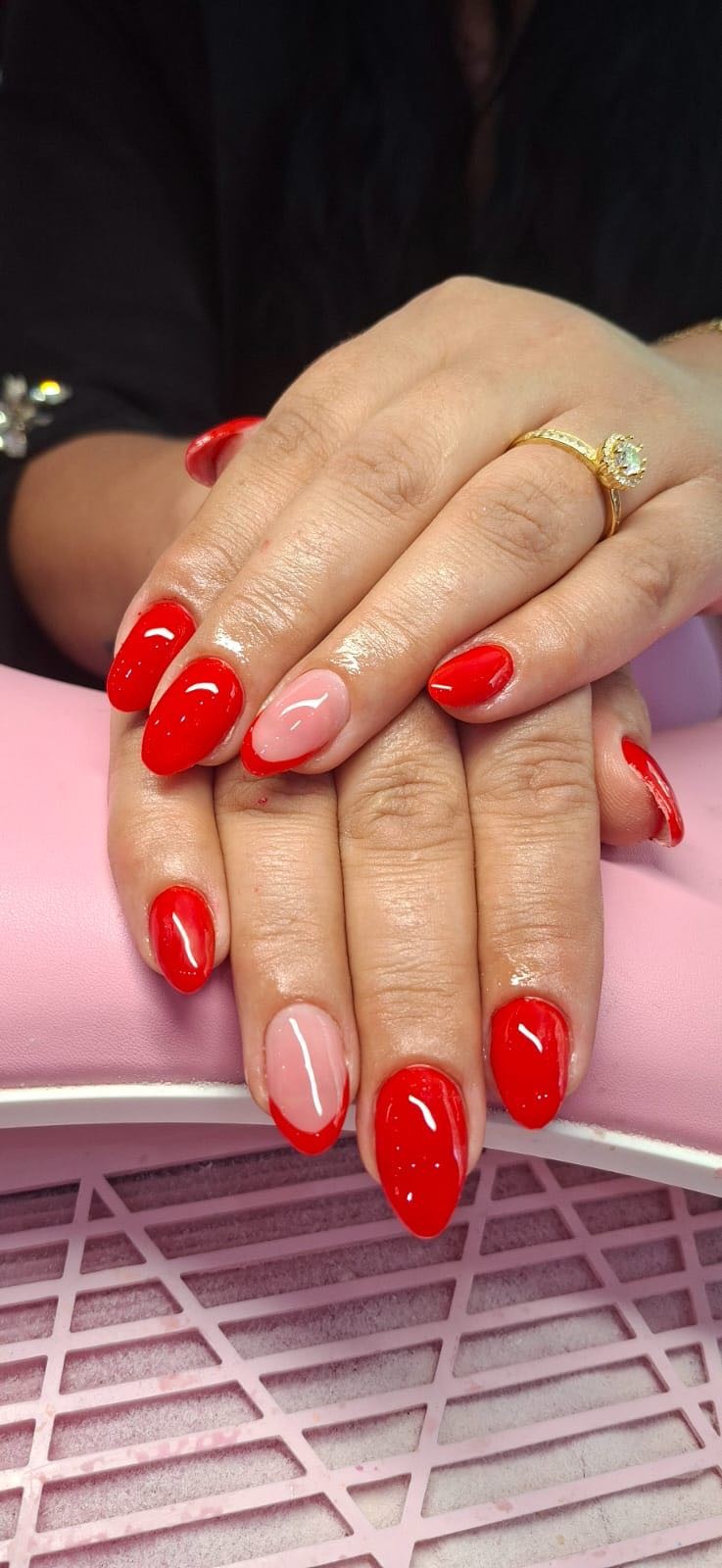 Poezija ljepote #sarajevo Ojačavanje noktiju Gel na prirodne nokte - boja