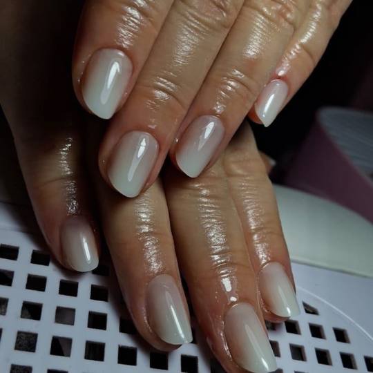 Poezija ljepote #sarajevo Nadogradnja noktiju Nadogradnja noktiju tipsama - french / ombre