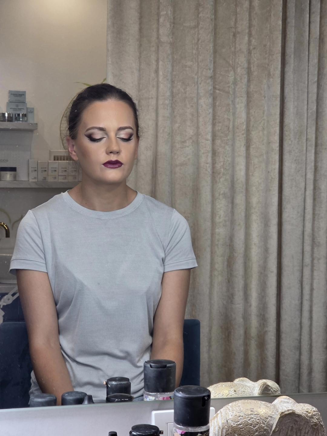 Angels Beauty - Banja Luka #banjaluka Make-up / šminkanje Profesionalno šminkanje + vještačke trepavice