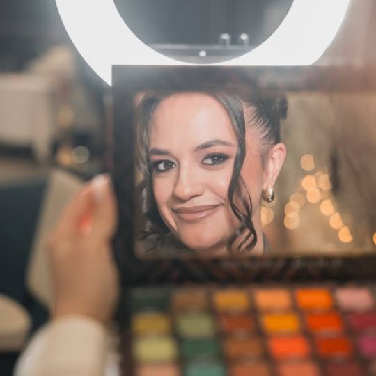 Aida #sarajevo Berberin Svečana frizura + profesionalno šminkanje