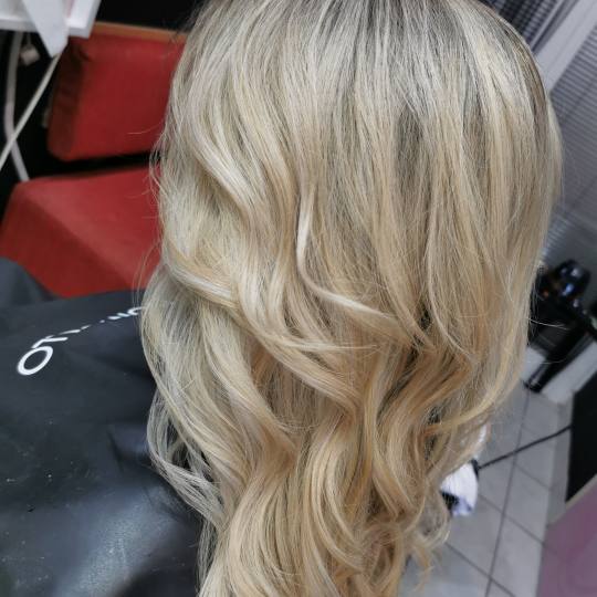 Uno by Amra Gegaj #sarajevo Pramenovi Pramenovi na foliju -  duga kosa