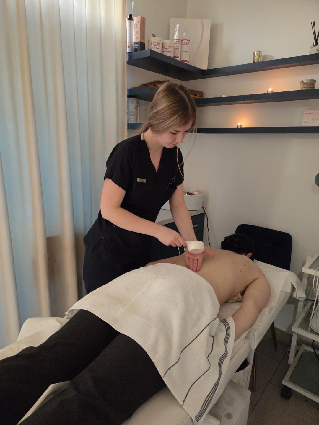 Angels Beauty - Banja Luka #banjaluka Aromaterapija Aromaterapijska masaža - 30 minuta