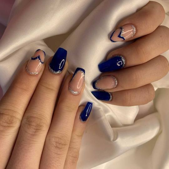 Signature #tuzla Nadogradnja noktiju Nadogradnja noktiju tipsama