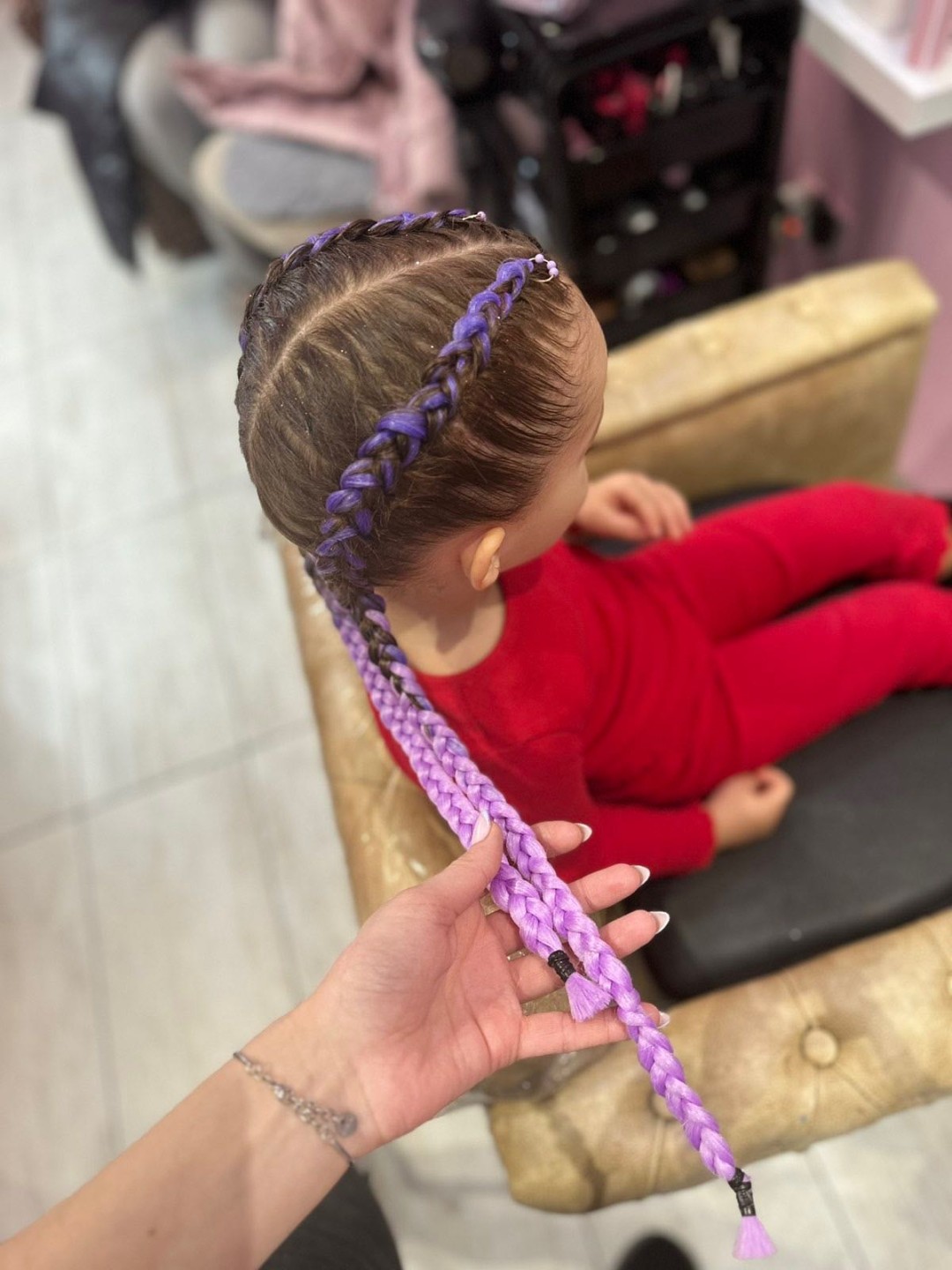 Poezija ljepote #sarajevo Pletenice, kike, punđe Pletenice dve + umetak - kosa srednje dužine