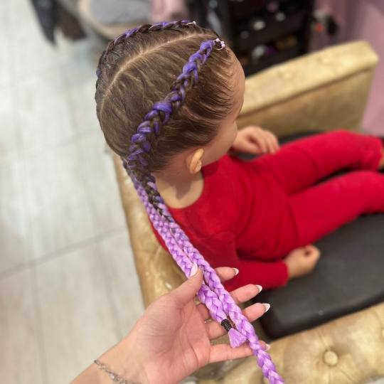 Poezija ljepote #sarajevo Pletenice, kike, punđe Pletenice dve + umetak - kosa srednje dužine Plet