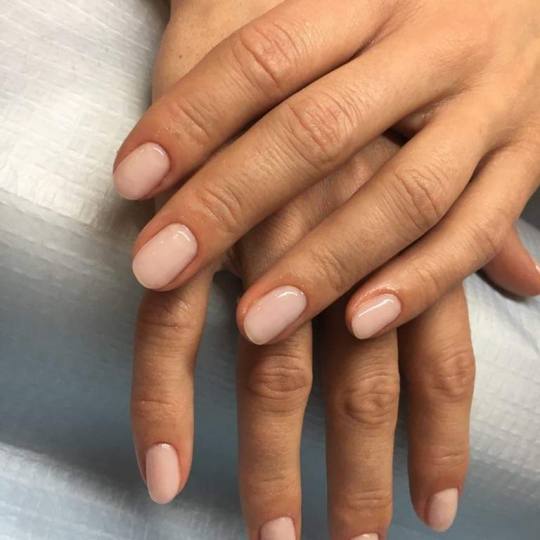 Salon ljepote A3M By Amela Malkoč #sarajevo Gel lak Trajni lak - ruke ❤️Trajni lak❤️