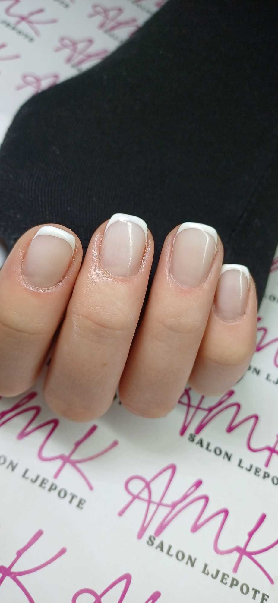 AMK #sarajevo Izlivanje noktiju Izlijevanje noktiju gelom - french