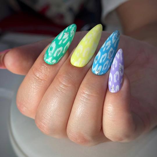 Lovely Em salon & head spa #sarajevo Izlivanje noktiju Gel - XL dužina