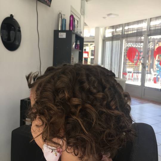 Frisco #sarajevo Svečane i frizure za svadbu Lokne na figaro - kratka kosa