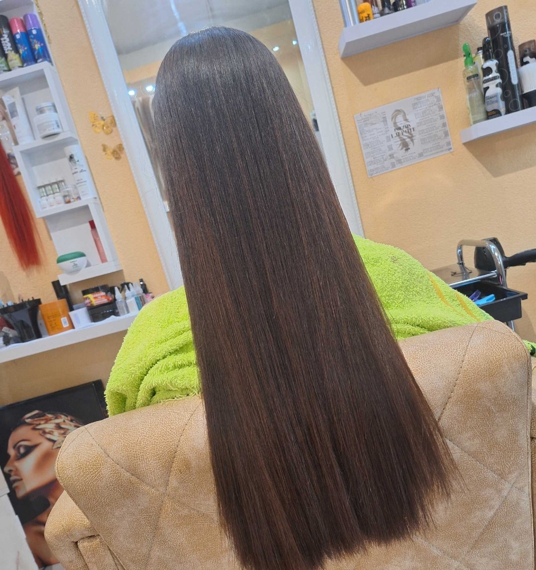 Žensko šišanje + pranje kose + feniranje - extra duga kosa - Poezija ljepote, Sarajevo Žensko šišanje Frizerski saloni Žensko šišanje, Sarajevo, Novo Sarajevo - Novi Grad