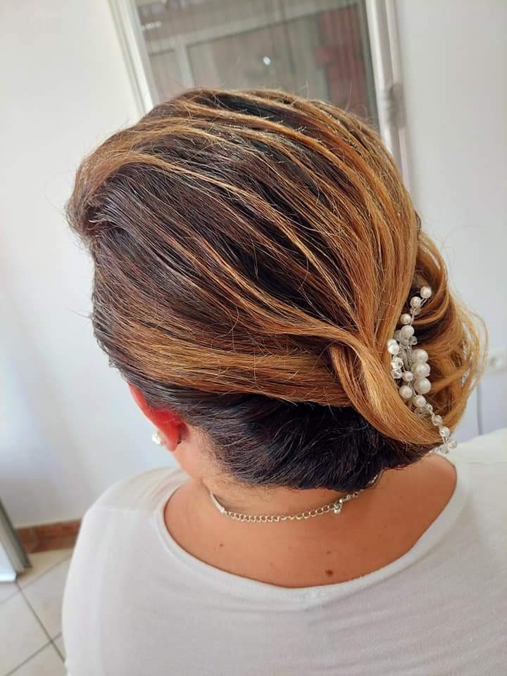 Svečana frizura složena - kratka kosa - Frisco, Sarajevo Svečane i frizure za svadbu Frizerski saloni Svečane i frizure za svadbu, Sarajevo, Centar - Stari Grad