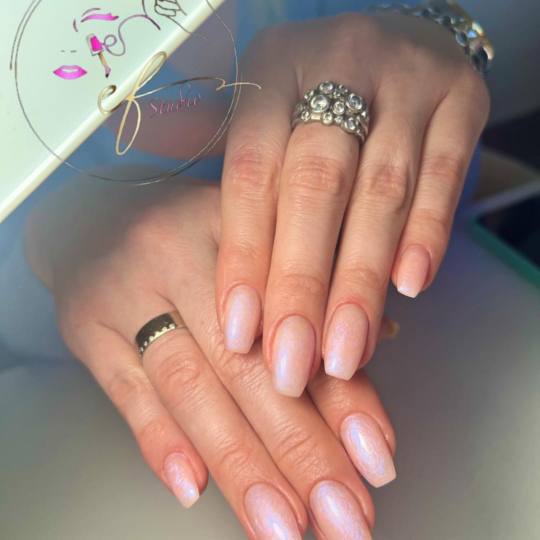 Studio ef #sarajevo Manikir Gel na prirodne nokte- srednji nokti