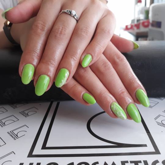 Carpe Diem #sarajevo Manikir Vedre boje ???? Trajni lak