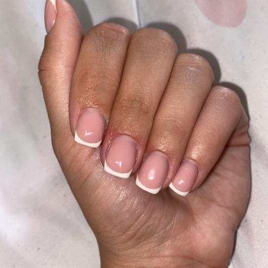 Special Touch Nails #sarajevo Nadogradnja noktiju Nadogradnja noktiju tipsama - S dužina