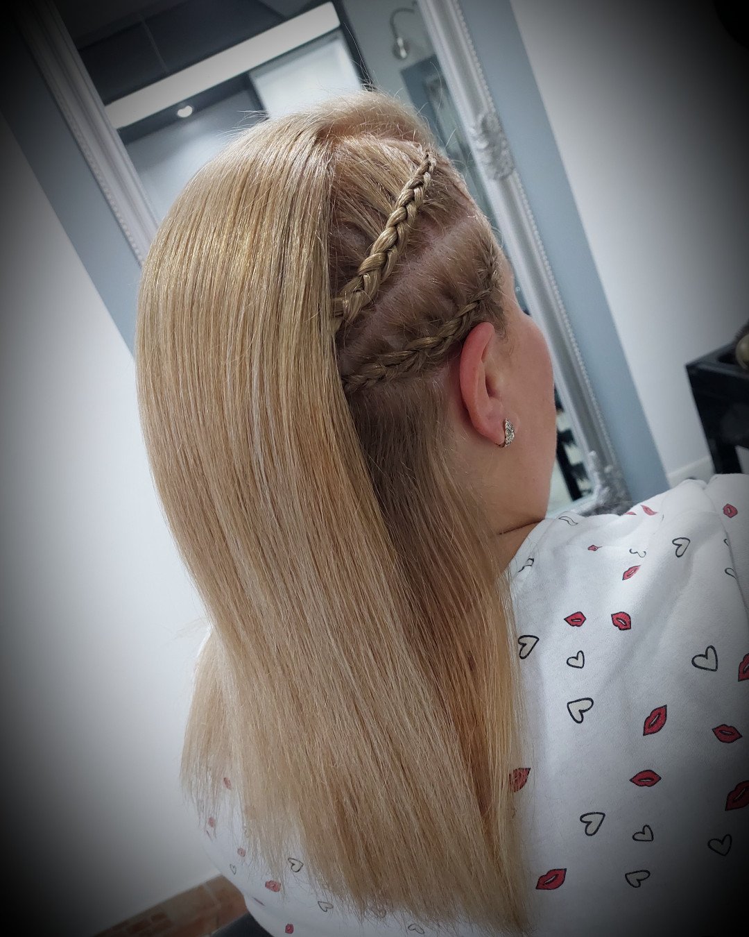 Svečana frizura jednostavna - kratka kosa - Frisco, Sarajevo Svečane i frizure za svadbu Frizerski saloni Svečane i frizure za svadbu, Sarajevo, Centar - Stari Grad