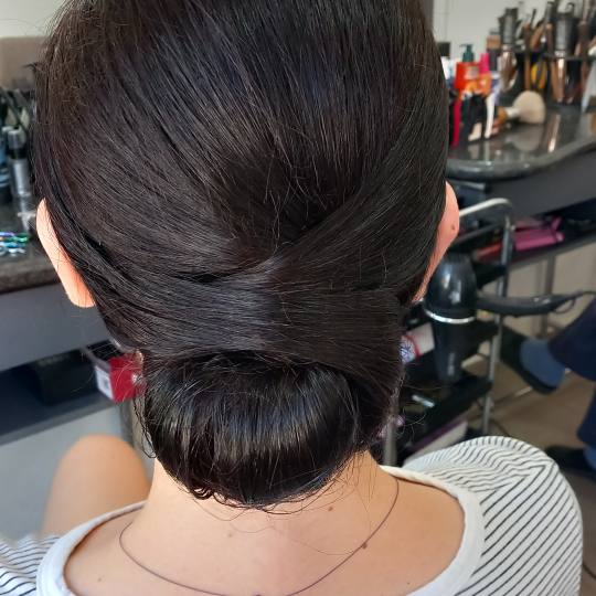 Snježana #sarajevo Svečane i frizure za svadbu Svečana frizura - složena