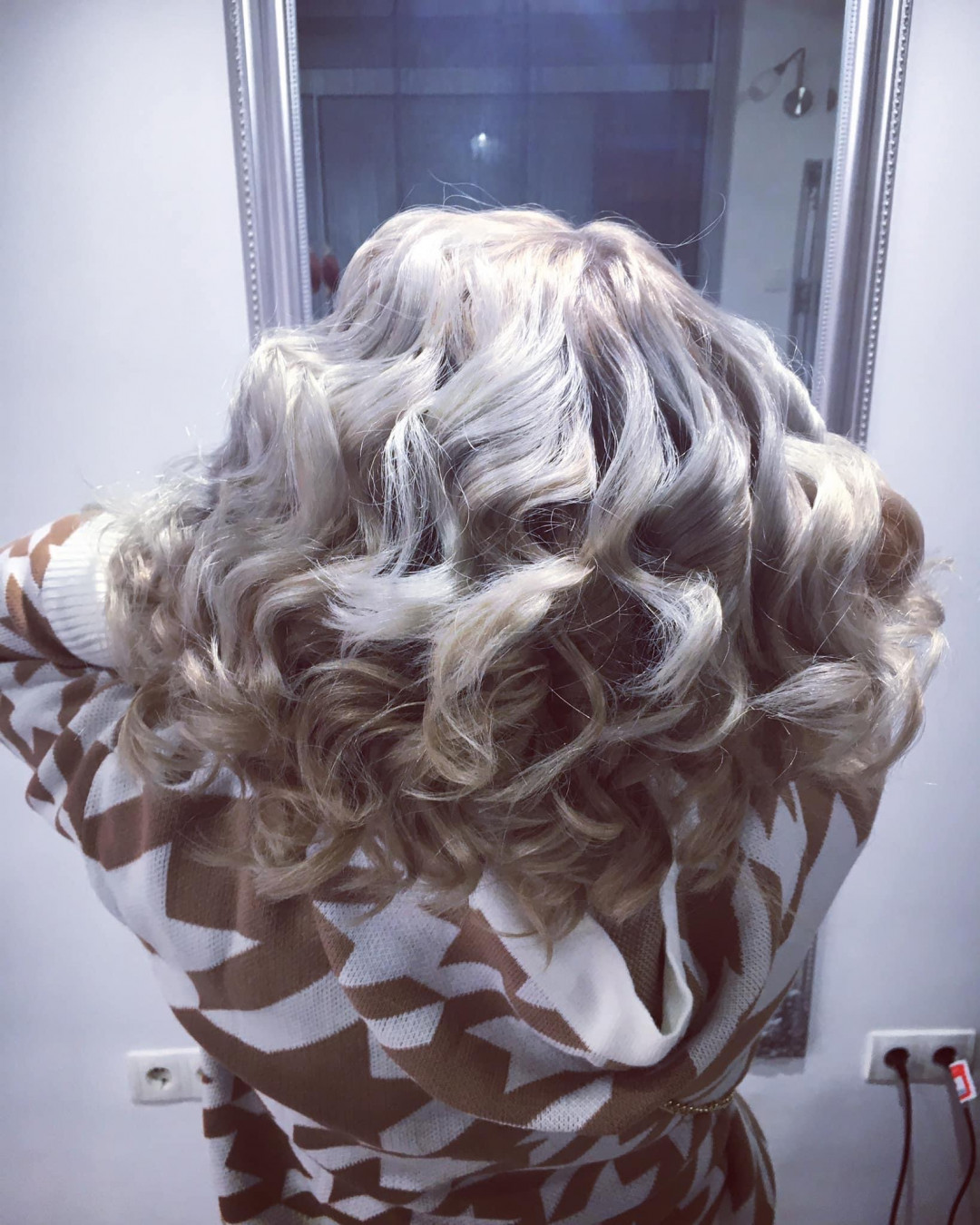 Lokne na figaro - paž / kosa srednje dužine - Frisco, Sarajevo Svečane i frizure za svadbu Frizerski saloni Svečane i frizure za svadbu, Sarajevo, Centar - Stari Grad