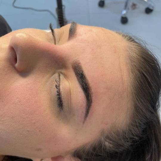 Signature #tuzla Obrve Puder obrve