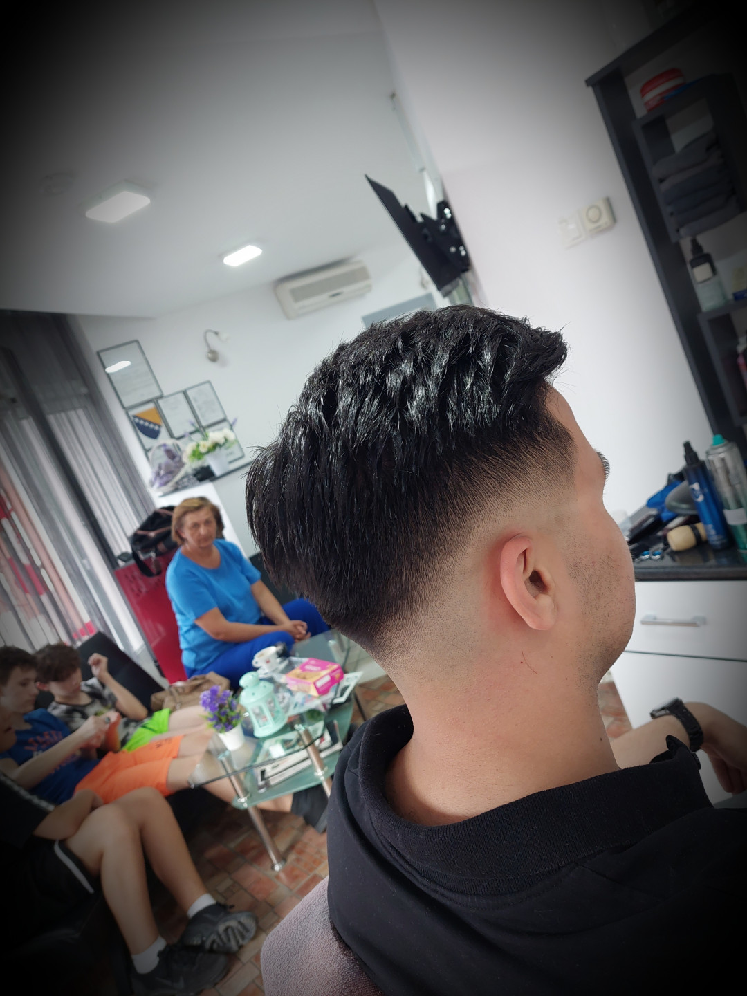 Muško šišanje - klasično - Frisco, Sarajevo Muško šišanje Muški frizeri Muško šišanje, Sarajevo, Centar - Stari Grad