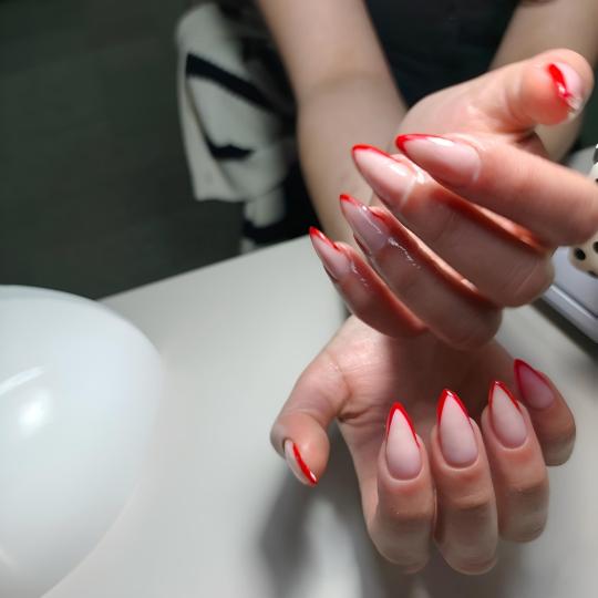 Tajne jednog beauty salona #sarajevo Gel lak Ojačavanje noktiju gelom - L dužina Šta podrazumijev