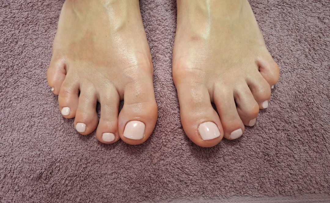 Shine #sarajevo Estetski pedikir Ruska suha pedikura + trajni lak