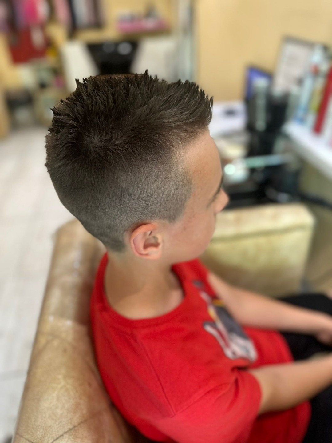 Muško šišanje - Poezija ljepote, Sarajevo Muško šišanje Muški frizeri Muško šišanje, Sarajevo, Novo Sarajevo - Novi Grad