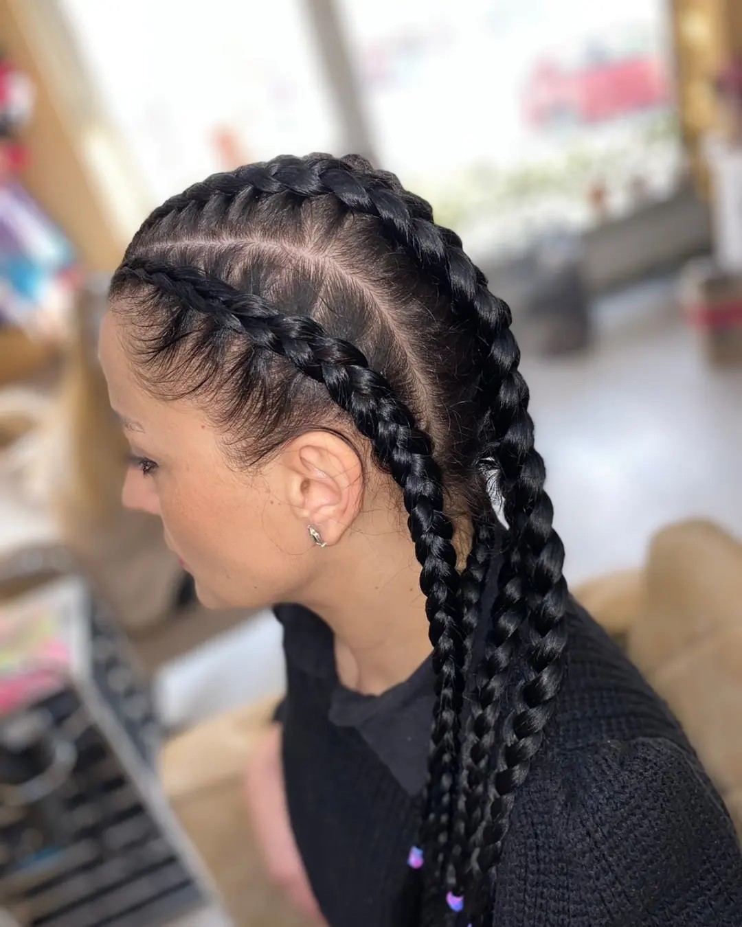 Poezija ljepote #sarajevo Pletenice, kike, punđe Pletenica - jedna