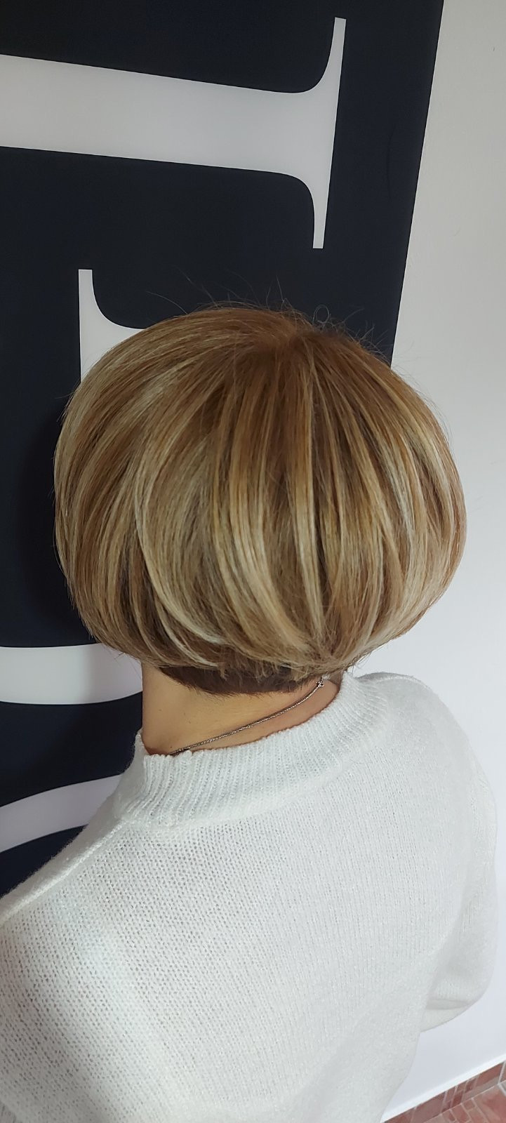 Pramenovi na foliju - kratka kosa - Frisco, Sarajevo Pramenovi Frizerski saloni Pramenovi, Sarajevo, Centar - Stari Grad