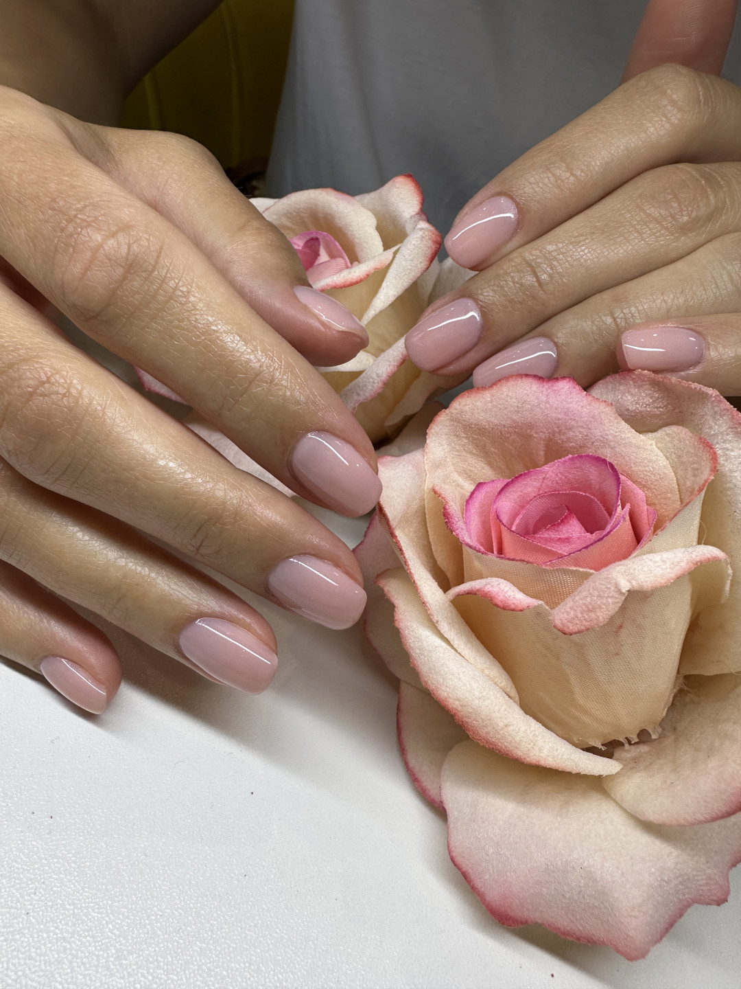 Trajni lak - ruke - La Vie beauty centar, Sarajevo Gel lak Nokti Gel lak, Sarajevo, Centar - Stari Grad