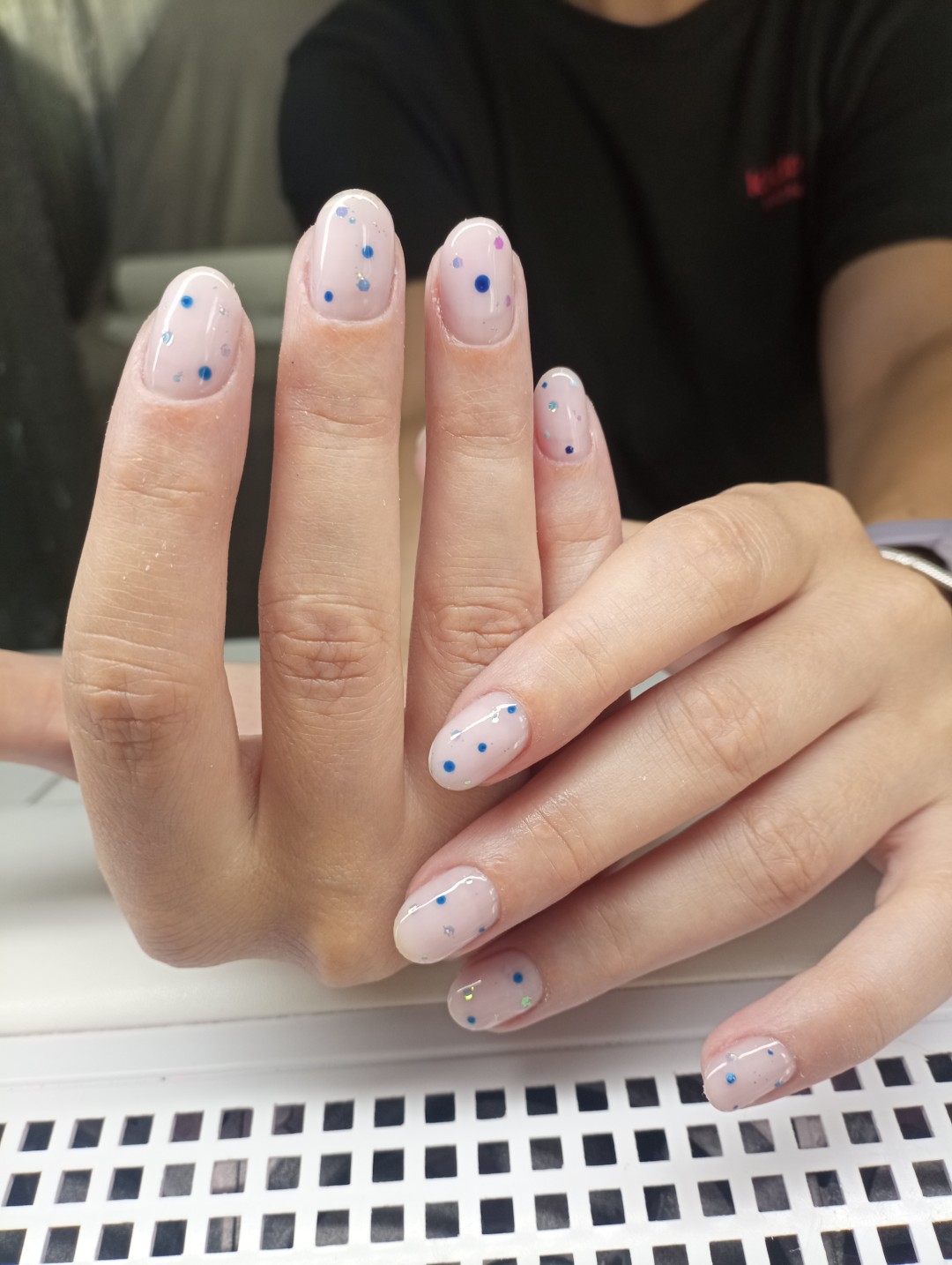 The One Hair Studio #sarajevo Gel lak Trajni lak - ruke