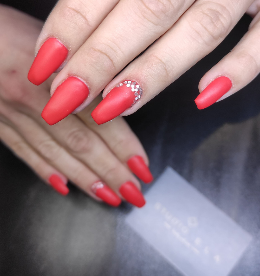 Studio Ela #sarajevo Izlivanje noktiju Izlivanje noktiju gelom - dugi nokti