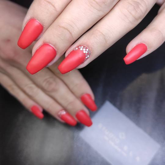 Studio Ela #sarajevo Izlivanje noktiju Izlivanje noktiju gelom - dugi nokti