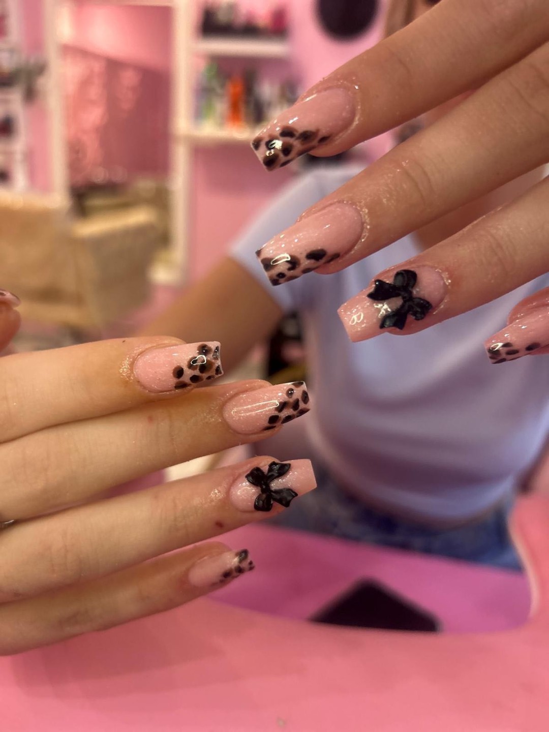 Poezija ljepote #sarajevo Ojačavanje noktiju Gel na prirodne nokte - boja