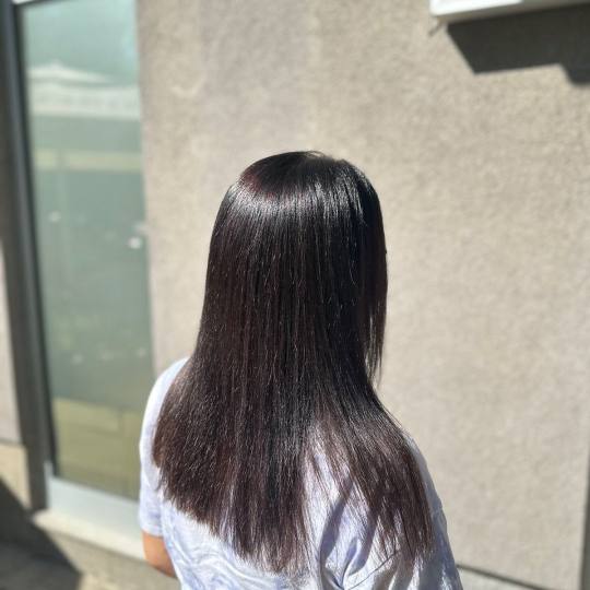 Poezija ljepote #sarajevo Farbanje kose Farbanje izrastka + žensko šišanje + feniranje na ravno -