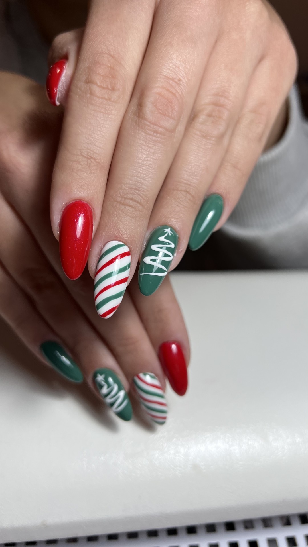 La Crème Beauty Studio #sarajevo Lakiranje noktiju Trajni lak - L dužina