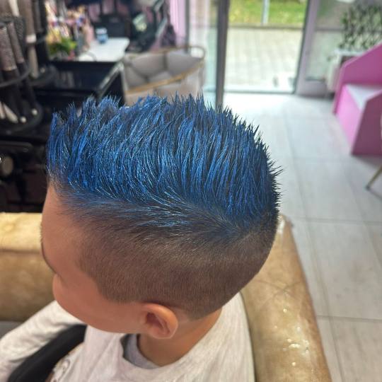 Poezija ljepote #sarajevo Berberin Dječije muško šišanje Muški frizeri