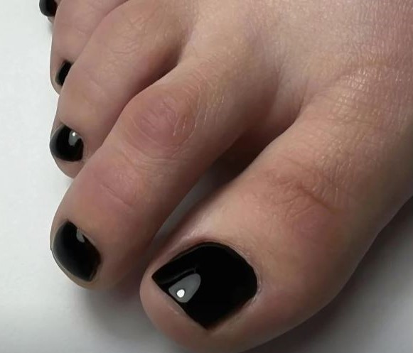 Anny #banjaluka Estetski pedikir Klasičan pedikir