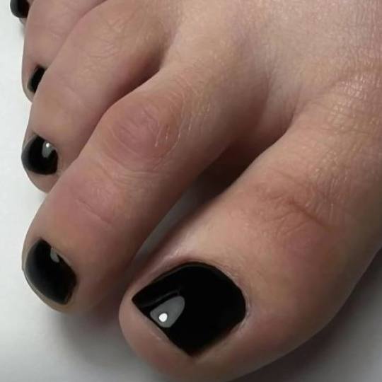 Anny #banjaluka Estetski pedikir Klasičan pedikir