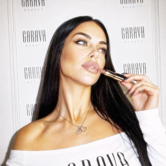 Garava Beauty Studio #banjaluka Make-up / šminkanje FULL GLAM UĐITE KAO VI. IZAĐITE KAO DIVA. ✨