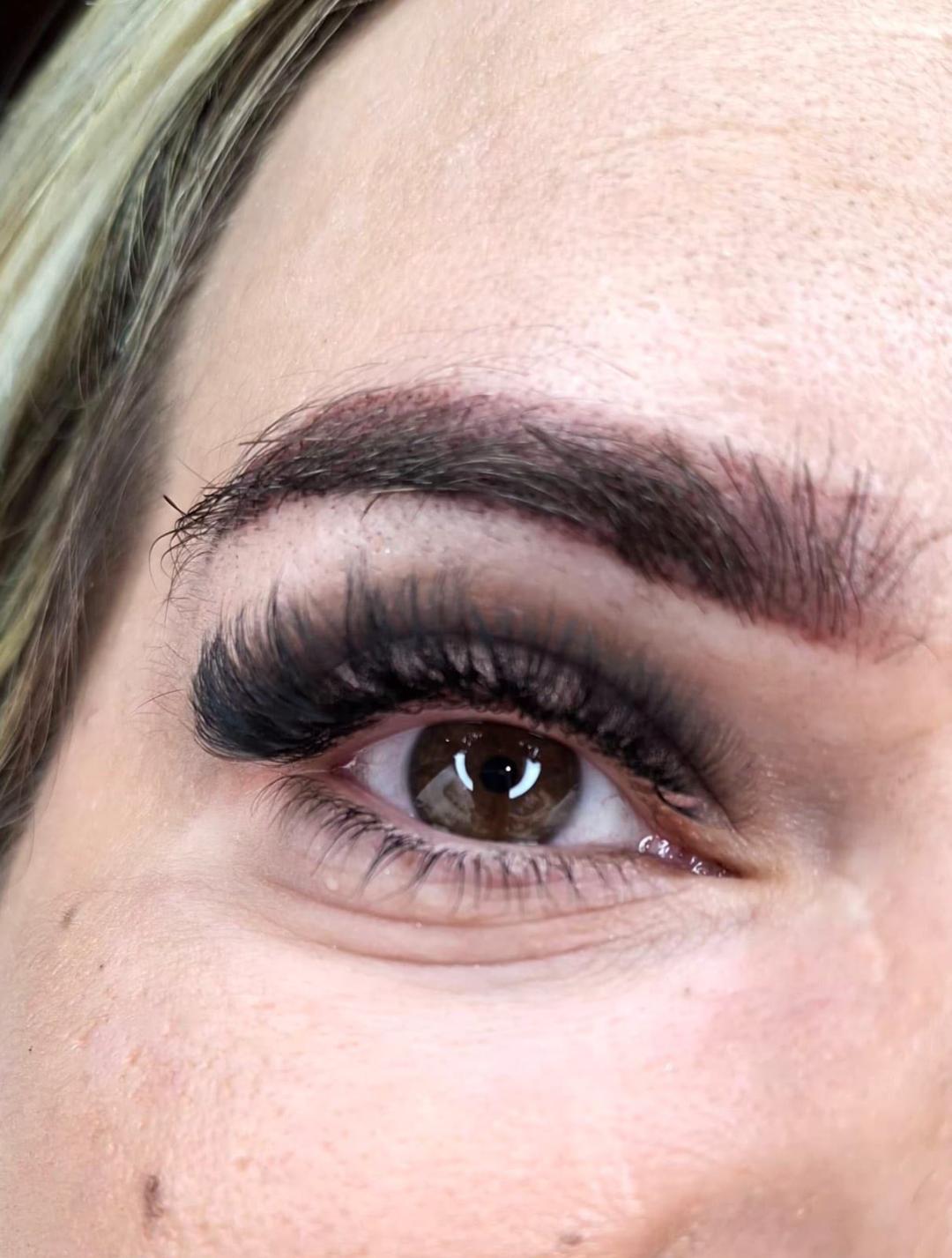 Poezija ljepote #sarajevo Nadogradnja trepavica Nadogradnja trepavica - ruski volumen