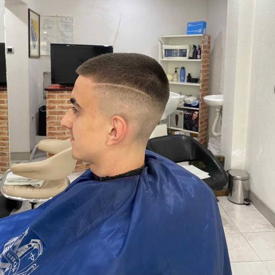 Barber shop Colucci #sarajevo Muško šišanje Klasično šišanje