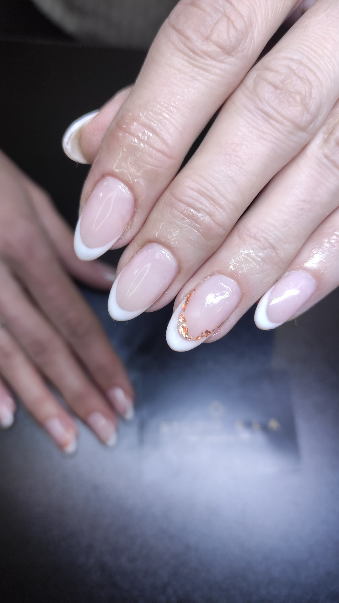 Studio Ela #sarajevo Lakiranje noktiju French - dodatak uz uslugu