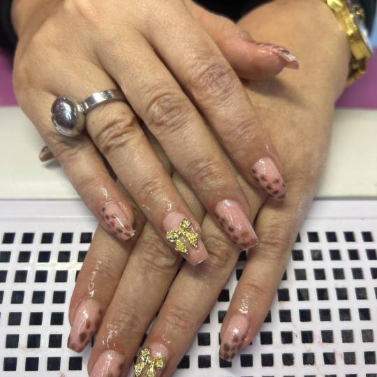 Poezija ljepote #sarajevo Ojačavanje noktiju Gel na prirodne nokte - boja