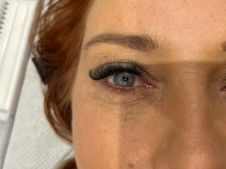 Poezija ljepote #sarajevo Nadogradnja trepavica Nadogradnja trepavica - ruski volumen