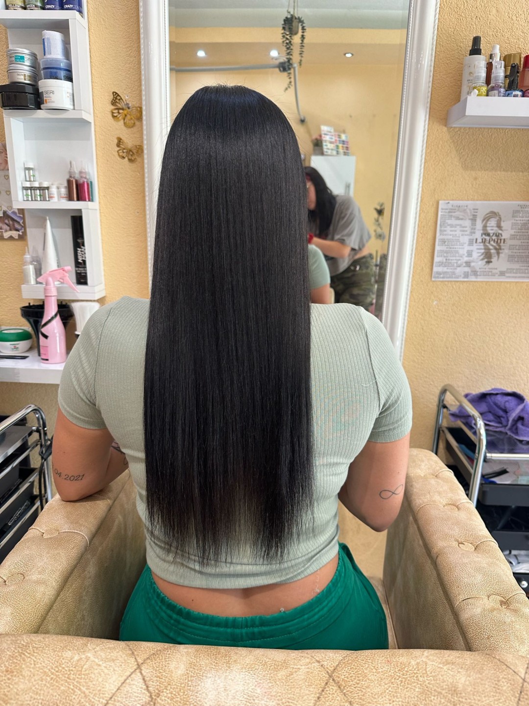 Pranje kose + feniranje - ekstra duga kosa - Poezija ljepote, Sarajevo Pranje kose Frizerski saloni Pranje kose, Sarajevo, Novo Sarajevo - Novi Grad