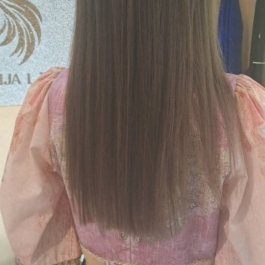 Poezija ljepote #sarajevo Žensko šišanje Žensko šišanje + pranje kose + feniranje - duga kosa