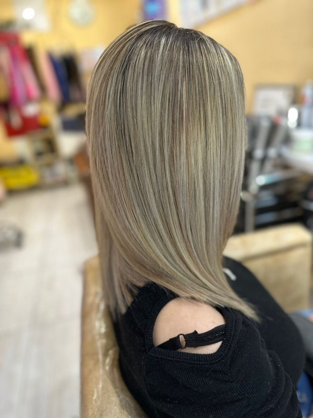 Poezija ljepote #sarajevo Farbanje kose Preliv - kosa srednje dužine